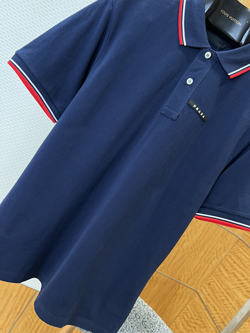 プラダブランドコピー ロゴ入り半袖ポロシャツ