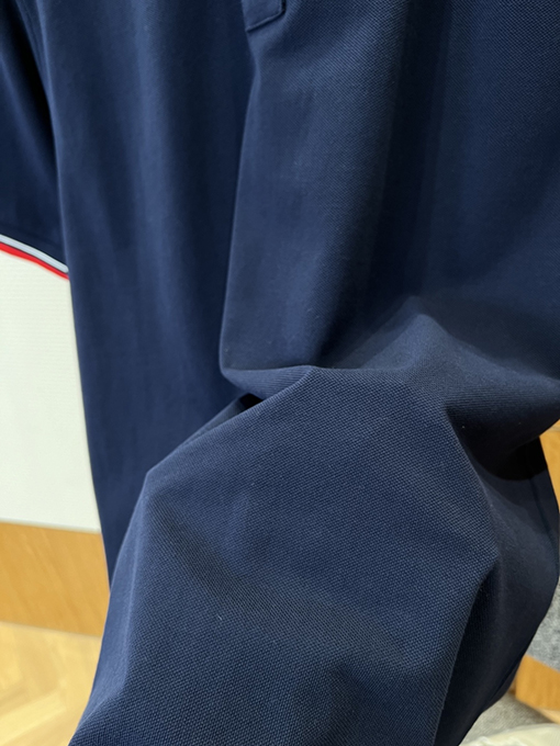 プラダブランドコピー ロゴ入り半袖ポロシャツ