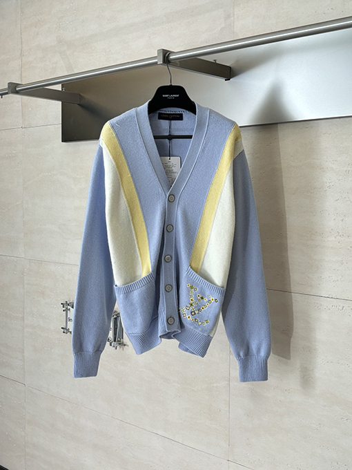 ルイヴィトン 新モデルロゴ刺繍入りカラーブロックVネックニットカーディガン