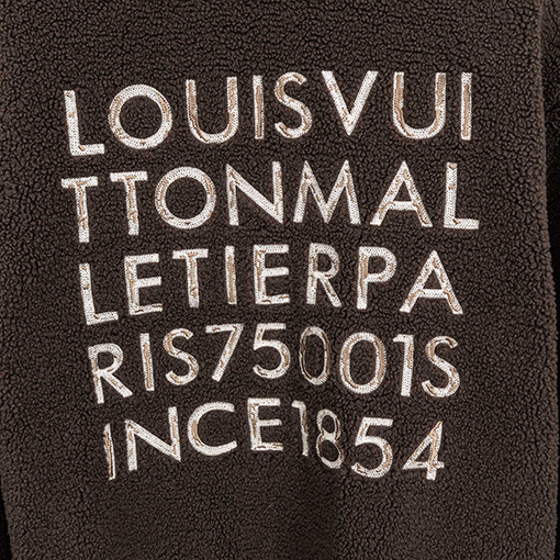 ルイヴィトン ランウェイのクラシックコート