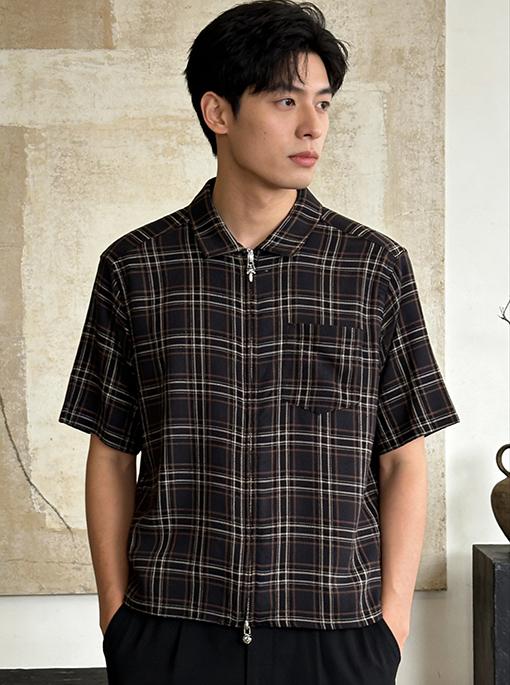 クロムハーツスーパーコピー カラーブロックチェック柄のジップアップ半袖襟付きシャツ