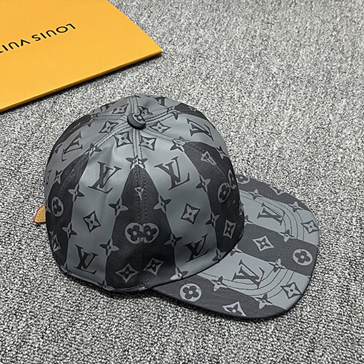 ルイヴィトンコピー ニュークラシックベースボールキャップ