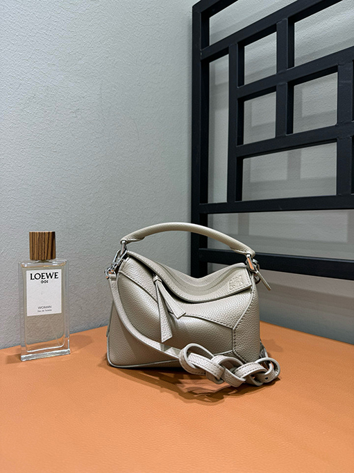 ロエベコピー Puzzle Small レディースファッションハンドバッグ