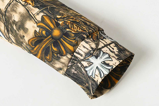 クロムハーツ x ナイキ x ドレイクノクタスーパーコピー 全体に馬蹄形のサンスクリット文字がプリントされた長袖シャツ