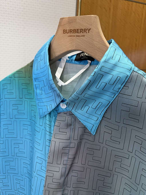 フェンディ グラデーション柄ジャカード織りの半袖シャツ