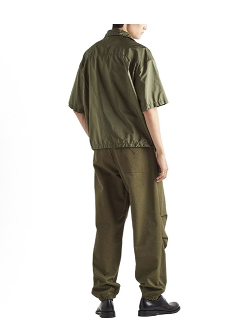 プラダ ポケット付きトライアングルロゴ入り半袖襟付きジャケット