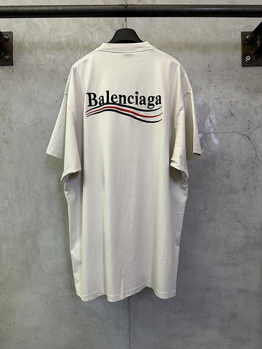 バレンシアガ Balenciaga クラシックなコカコーラの波ロゴ刺繍入り半袖Tシャツ
