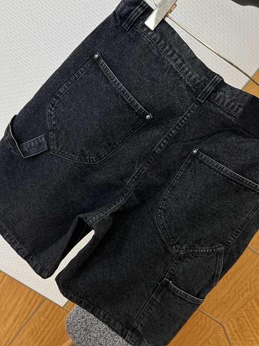 ルイヴィトンブランドスーパーコピー ダメージのモノグラムデニムカーゴショーツ