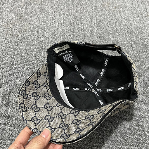 グッチ GUCCI は公式サイトと同期していますベースボールキャップ