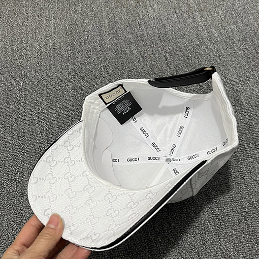 グッチ GUCCI は公式サイトと同期していますベースボールキャップ