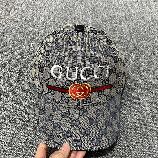 グッチ GUCCI は公式サイトと同期していますベースボールキャップ
