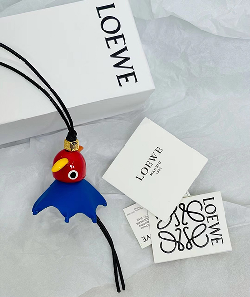 ロエベ Puzzle ファッション10周年の限定スプライトキーホルダー