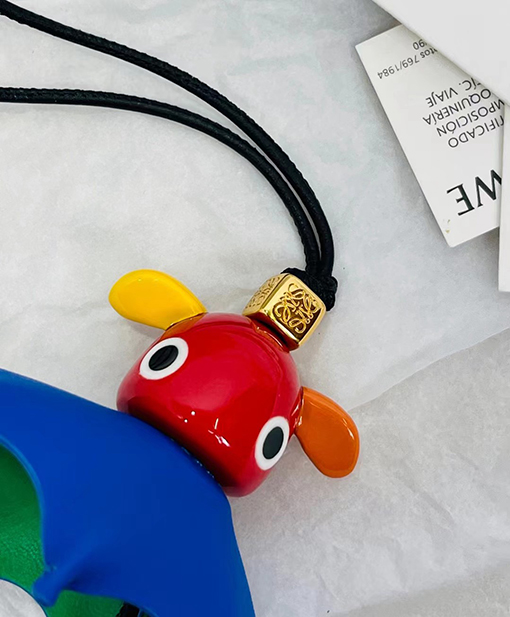 ロエベ Puzzle ファッション10周年の限定スプライトキーホルダー