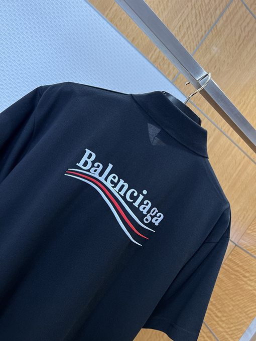 バレンシアガ BALENCIAGA 刺繍ロゴ入りの半袖ポロシャツ