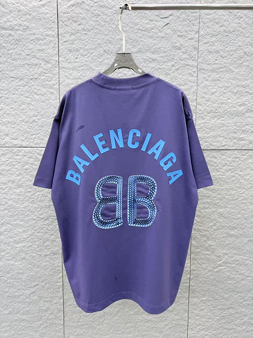 バレンシアガブランドコピー 3Dエポキシ樹脂文字ロゴ入り半袖Tシャツ