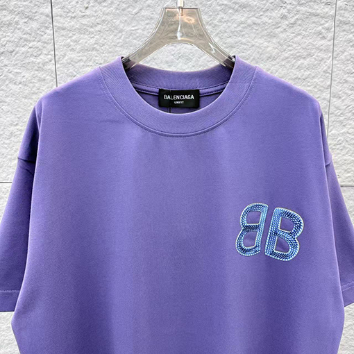 バレンシアガブランドコピー 3Dエポキシ樹脂文字ロゴ入り半袖Tシャツ