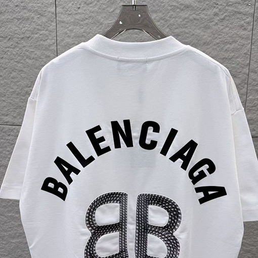 バレンシアガブランドコピー 3Dエポキシ樹脂文字ロゴ入り半袖Tシャツ