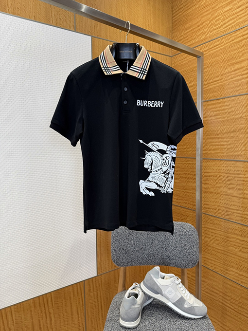 バーバリー BURBERRY チェック柄の襟の乗馬柄プリントの半袖ポロシャツ