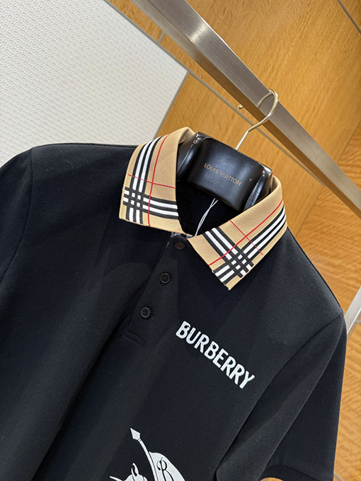 バーバリー BURBERRY チェック柄の襟の乗馬柄プリントの半袖ポロシャツ