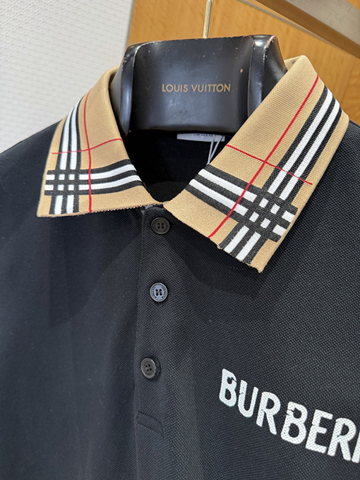 バーバリー BURBERRY チェック柄の襟の乗馬柄プリントの半袖ポロシャツ
