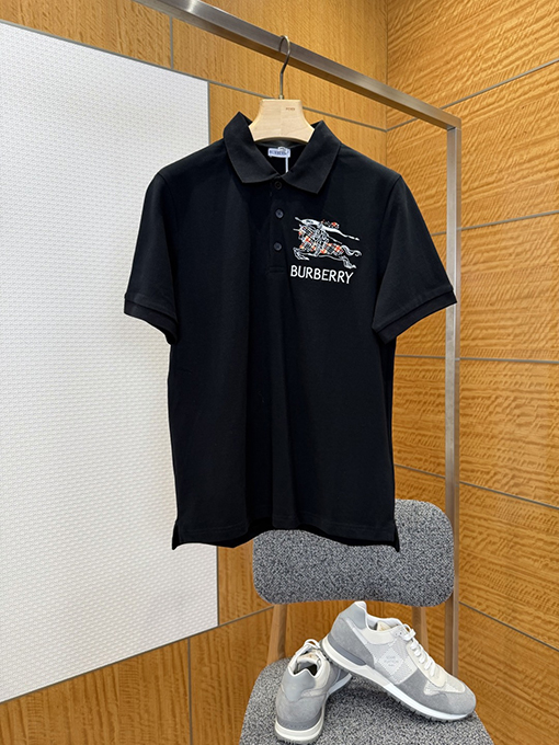 バーバリーブランドスーパーコピー BURBERRY チェック柄の乗馬刺繍入り半袖ポロシャツ