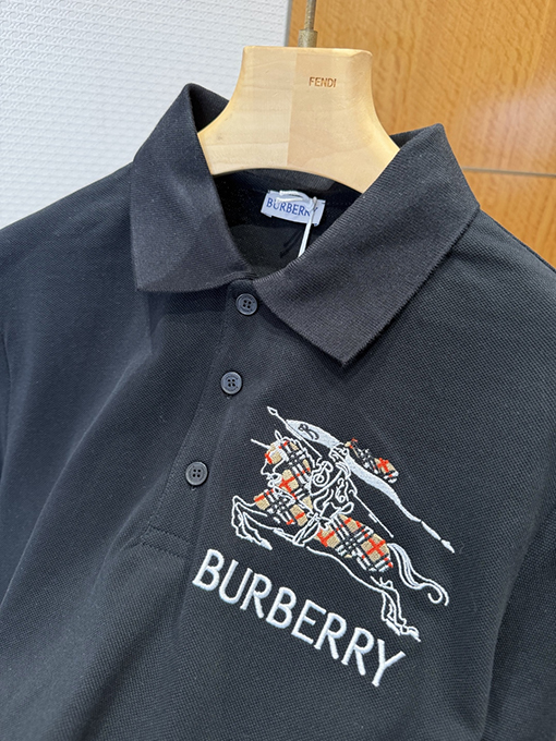 バーバリーブランドスーパーコピー BURBERRY チェック柄の乗馬刺繍入り半袖ポロシャツ