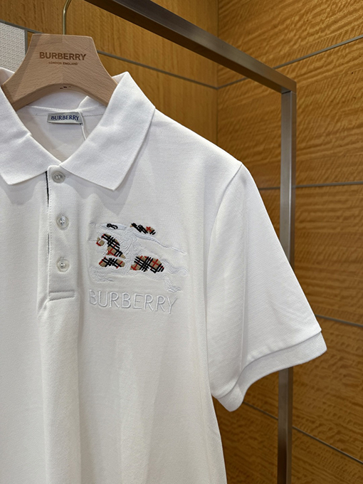 バーバリーブランドスーパーコピー BURBERRY チェック柄の乗馬刺繍入り半袖ポロシャツ
