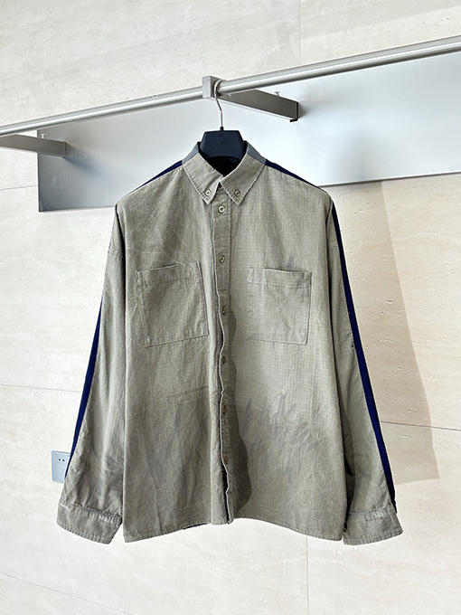 バレンシアガ BALENCIAGA カラーブロックの長袖シャツ