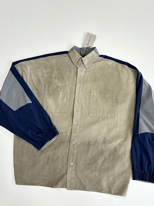 バレンシアガ BALENCIAGA カラーブロックの長袖シャツ