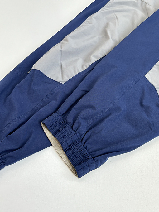 バレンシアガ BALENCIAGA カラーブロックの長袖シャツ