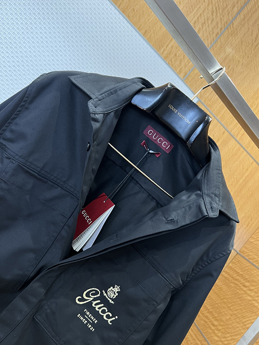 グッチ GUCCI ポケットプリントのラペルワークジャケット