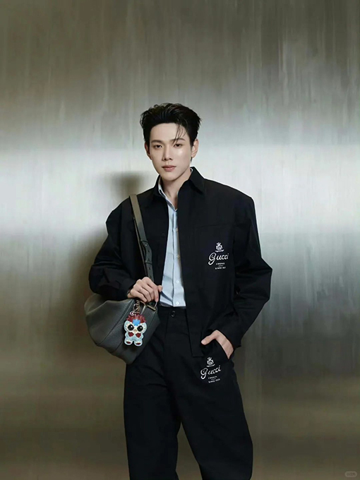 グッチコピー GUCCI ロゴプリント入りパンツ