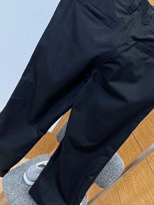 グッチコピー GUCCI ロゴプリント入りパンツ