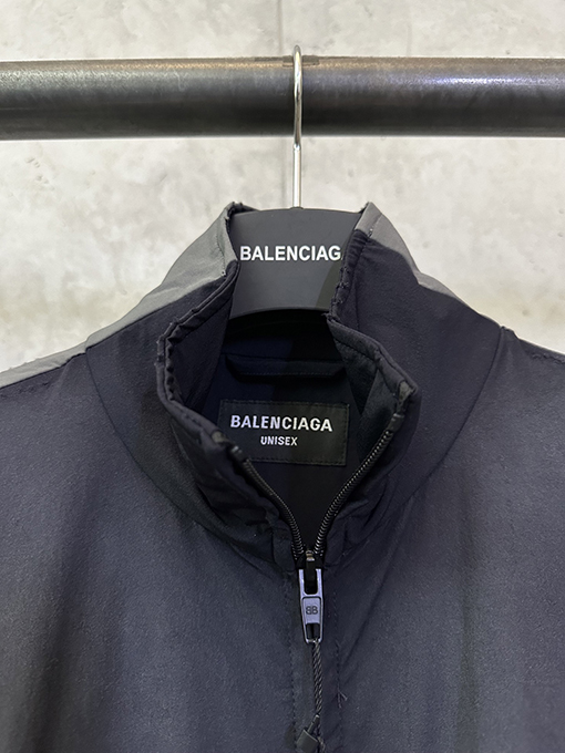 バレンシアガ Balenciaga カラーブロックのウィンドブレーカージャケット