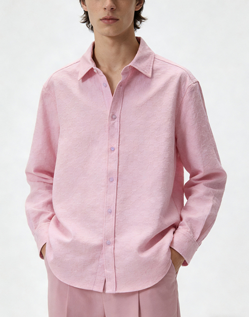 グッチ 全面プリントのジャカード織り長袖襟付きシャツとパンツのスーツ