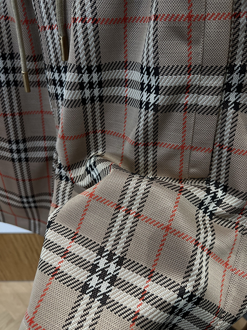 バーバリースーパーコピー チェック柄のドローストリング付きカーゴショーツ