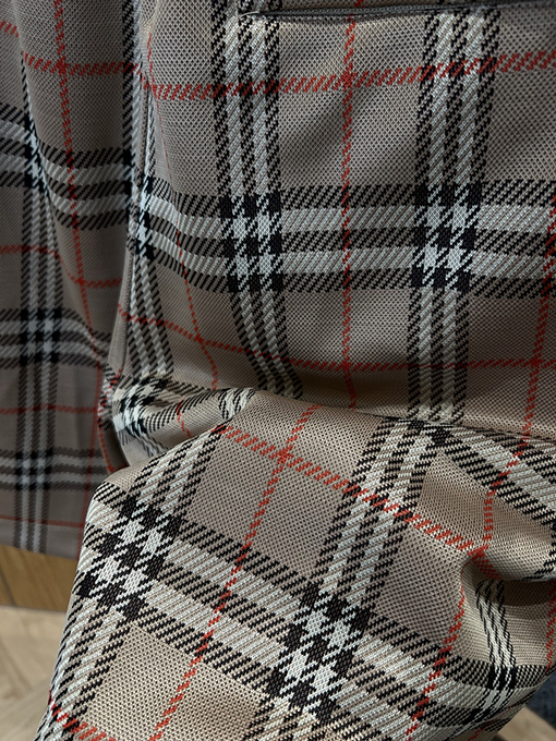 バーバリースーパーコピー チェック柄のドローストリング付きカーゴショーツ