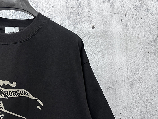 バーバリー ウォーホースナイトフロッキー半袖Tシャツ