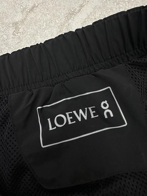 ロエベ アンパオとのコラボレーションアウトドアスポーツパンツ