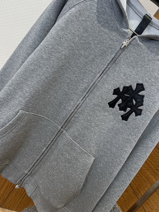 クロムハーツ クロス柄のフード付きジップアップスウェットジャケット