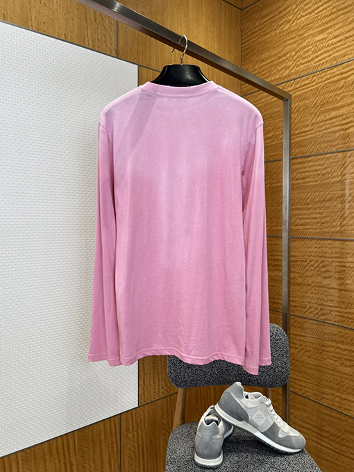 アクネストゥディオズスーパーコピー Acne Studios STOCKHOLM 1996 ダメージプリントのクルーネック長袖シャツ