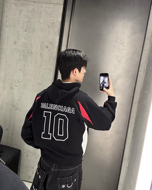 バレンシアガ BALENCIAGA NBA コラボレーションカラーブロックデザインのフード付きジップアップスウェットジャケット