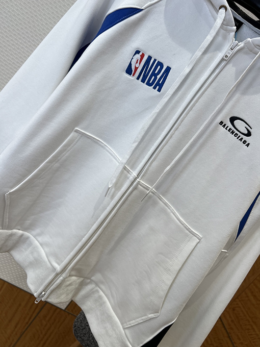 バレンシアガ BALENCIAGA NBA コラボレーションカラーブロックデザインのフード付きジップアップスウェットジャケット