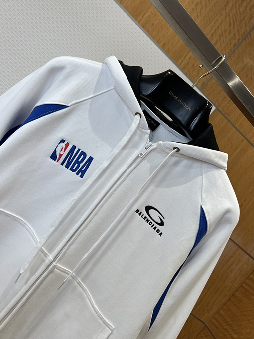 バレンシアガ BALENCIAGA NBA コラボレーションカラーブロックデザインのフード付きジップアップスウェットジャケット