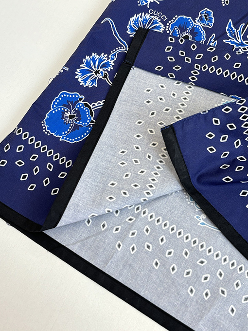 グッチブランドコピー ブルーのペイズリー柄キューバンカラーカシュー花柄プリント半袖シャツ