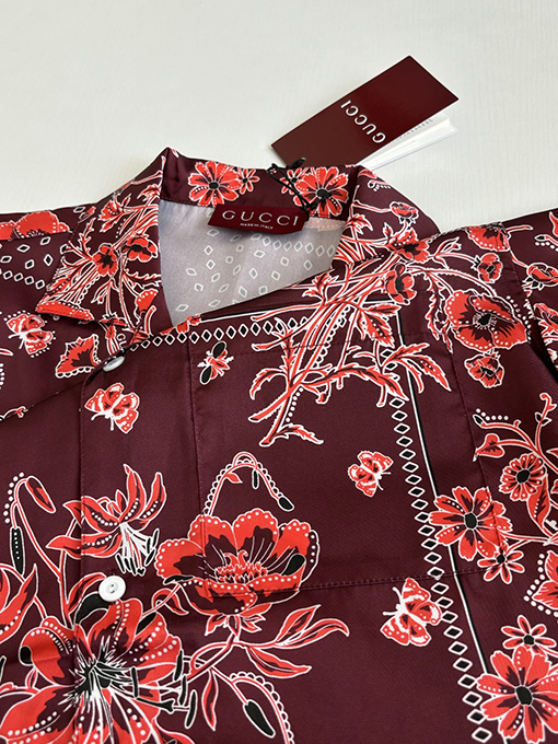 グッチブランドコピー ブルーのペイズリー柄キューバンカラーカシュー花柄プリント半袖シャツ