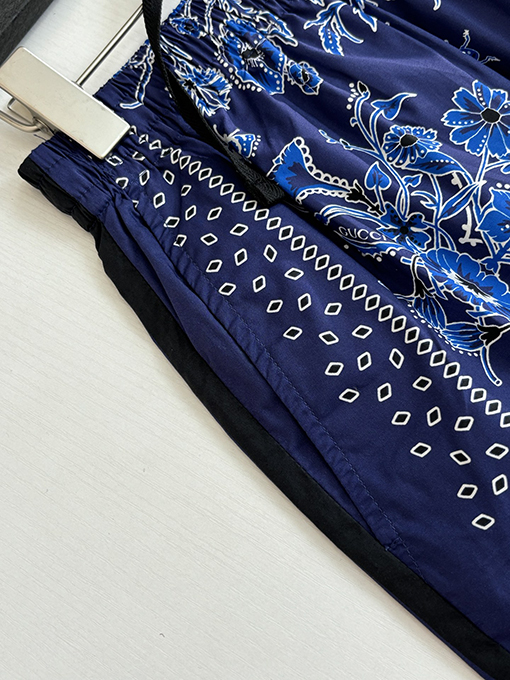 グッチ ブルーペイズリー カシュー ペイズリープリント ショートパンツ