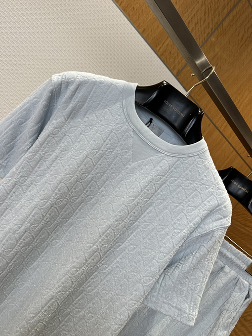 ディオールスーパーコピー 総柄ジャカード柄の半袖ショートパンツセット