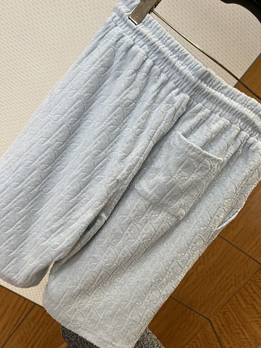 ディオールスーパーコピー 総柄ジャカード柄の半袖ショートパンツセット