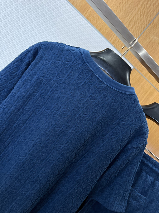 ディオールスーパーコピー 総柄ジャカード柄の半袖ショートパンツセット